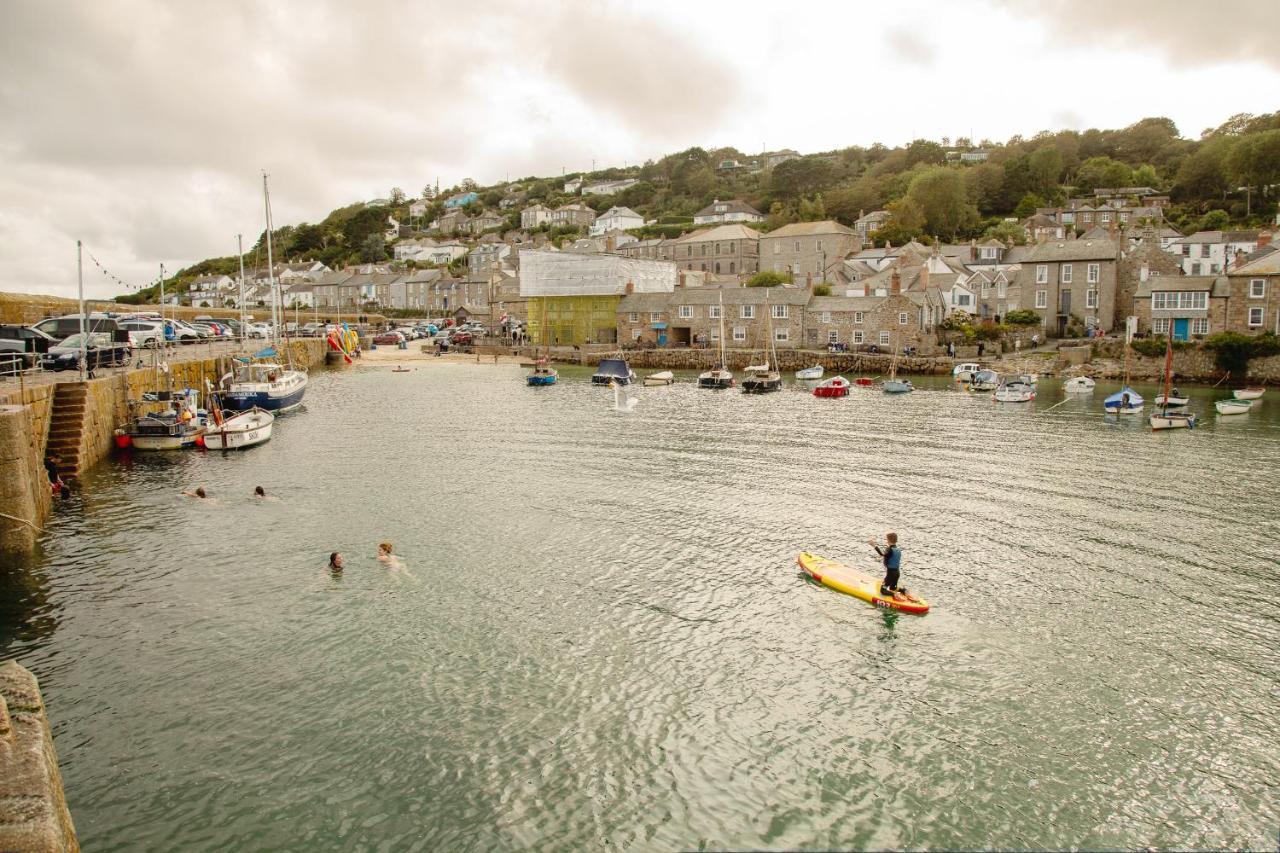Bijou Bolthole Vila Mousehole Exterior foto